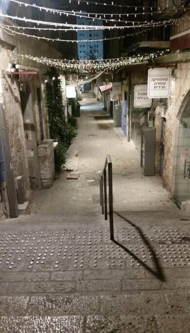 A Wonderful Studio6 Apt In The Center Of Jerusalem Exteriör bild